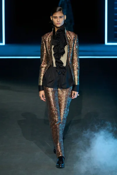 Look 58